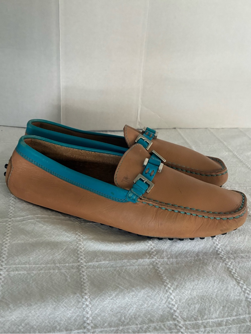 Tod’s Gommino Driving Shoes tan turquoise leather loafer classic 38/8